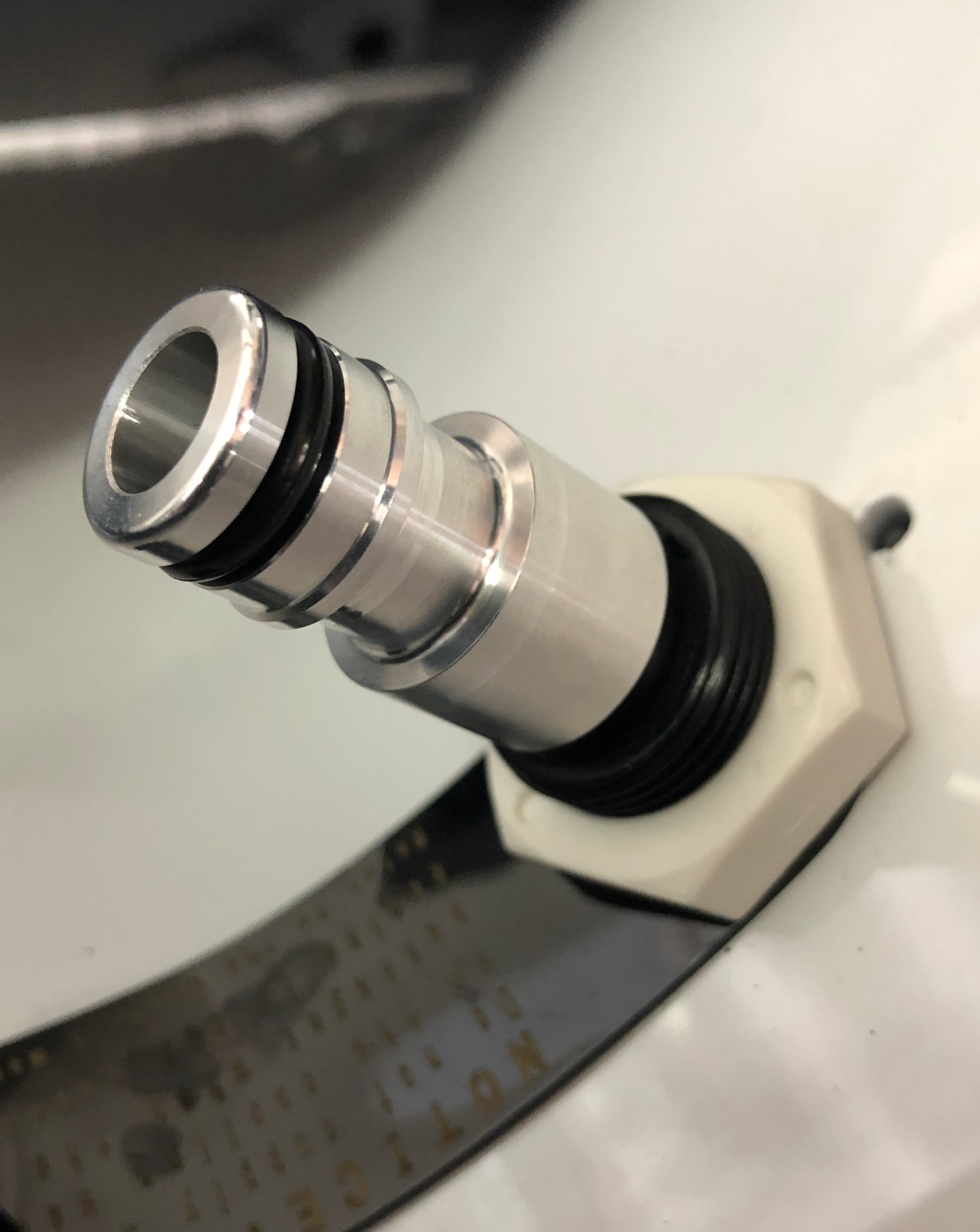 Adaptador de descarga de palanquilla para <tc>YAMAHA</tc>