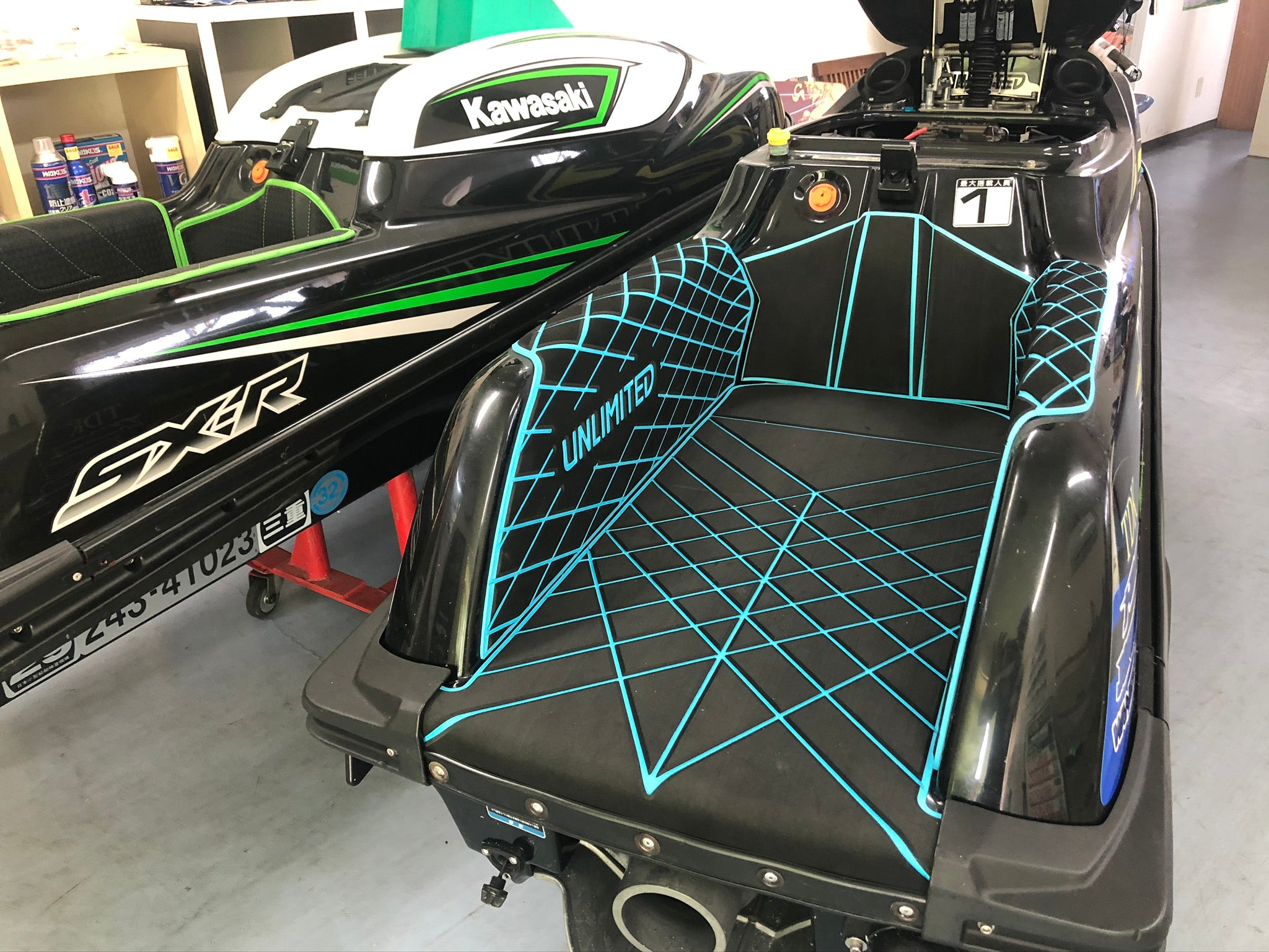 Mat de tracción para KAW New SX-R (4st)- (hecho en pedido está disponible)