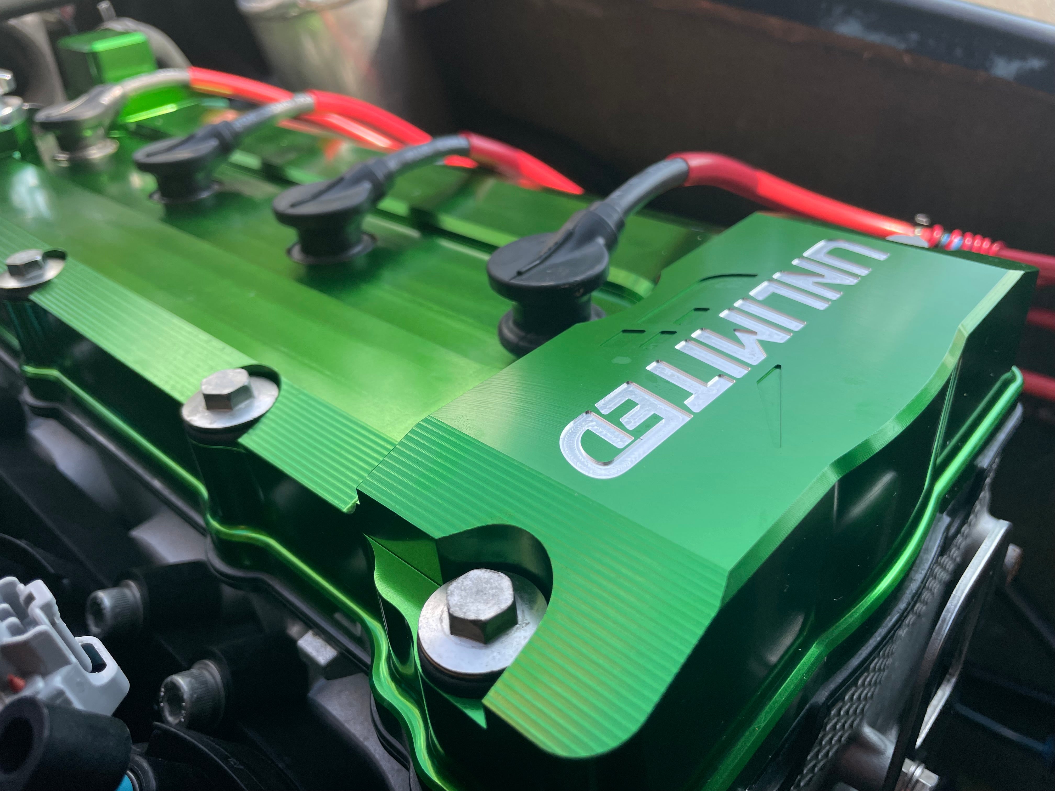 ฝาครอบวาล์วบิลเล็ตสำหรับ <tc>Kawasaki</tc> เครื่องยนต์ 4 จังหวะ